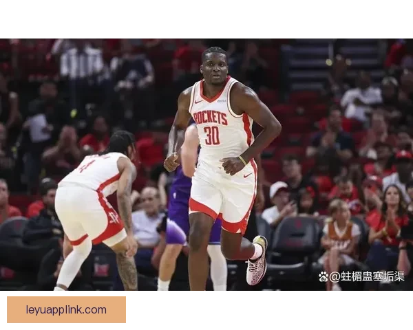 弗朗西斯称乌度卡为火箭注入强硬与坚韧 现有阵容下已展现出色执教能力