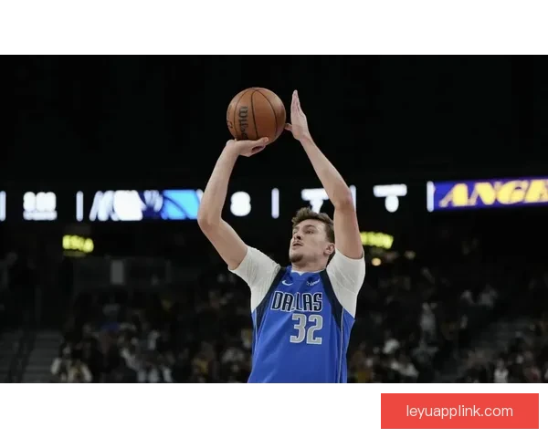 弗拉格谈穆迪末节最后一攻：传球是最佳选择腿部支撑出现问题