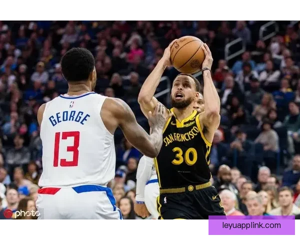 乔治生涯第四节爆发四次抢断四记三分仅次于哈登库里